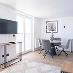 Johouse Apartment 12